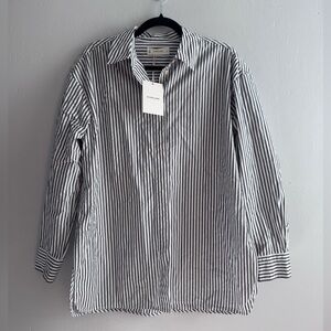 Everlane Women’s Black and White Striped Button Down Shirt